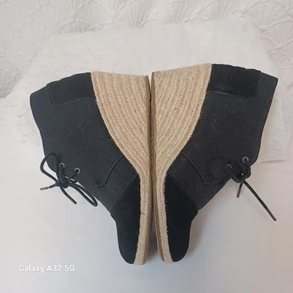 Toms Women Size 8.5 Black Canvas Wedge Shoes - Picture 9 of 14